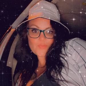 Meet your Posher, Mallory